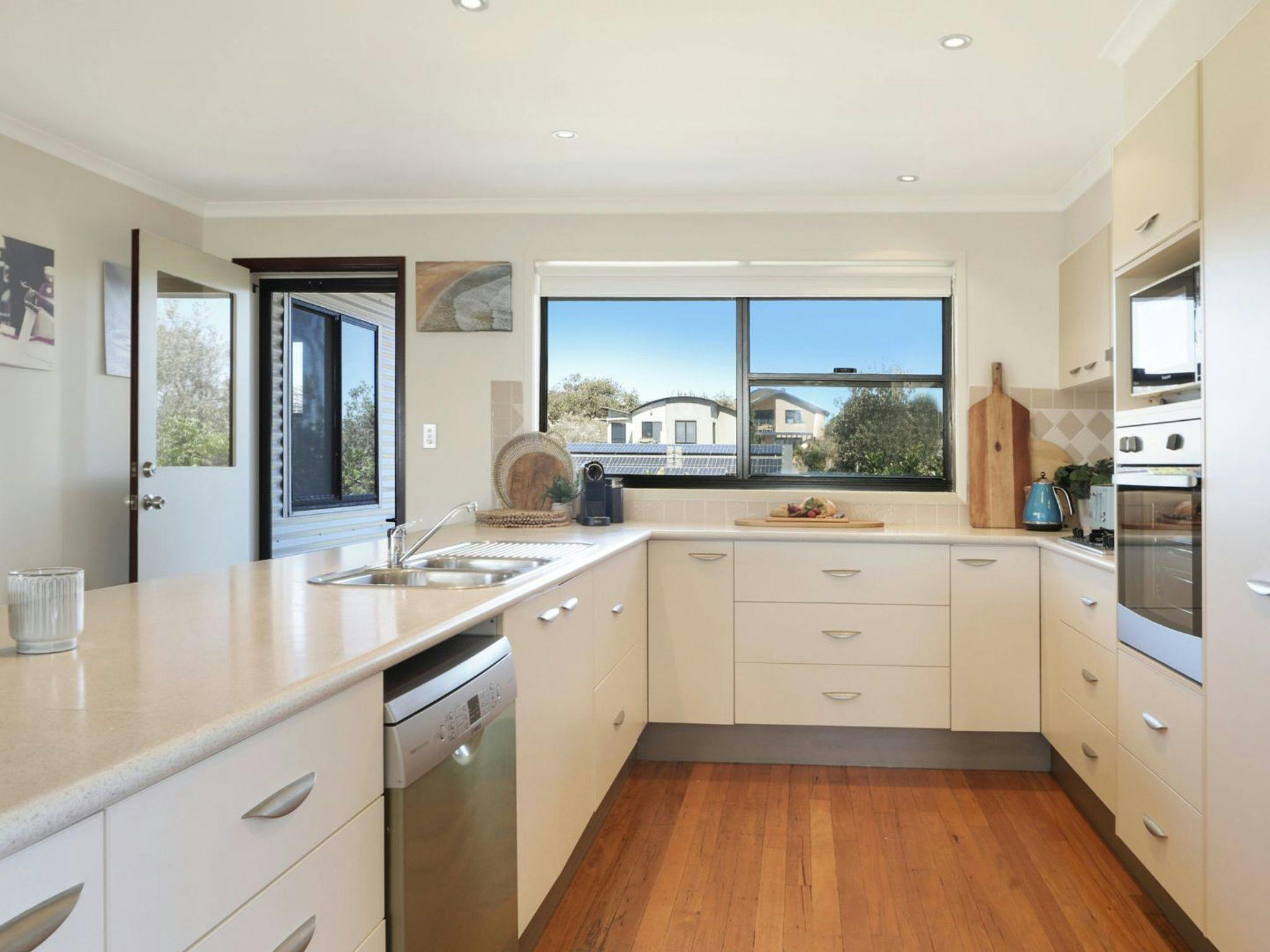 The Break | Chef's kitchen | Dishwasher | Microwave | Wall oven | Balcony access