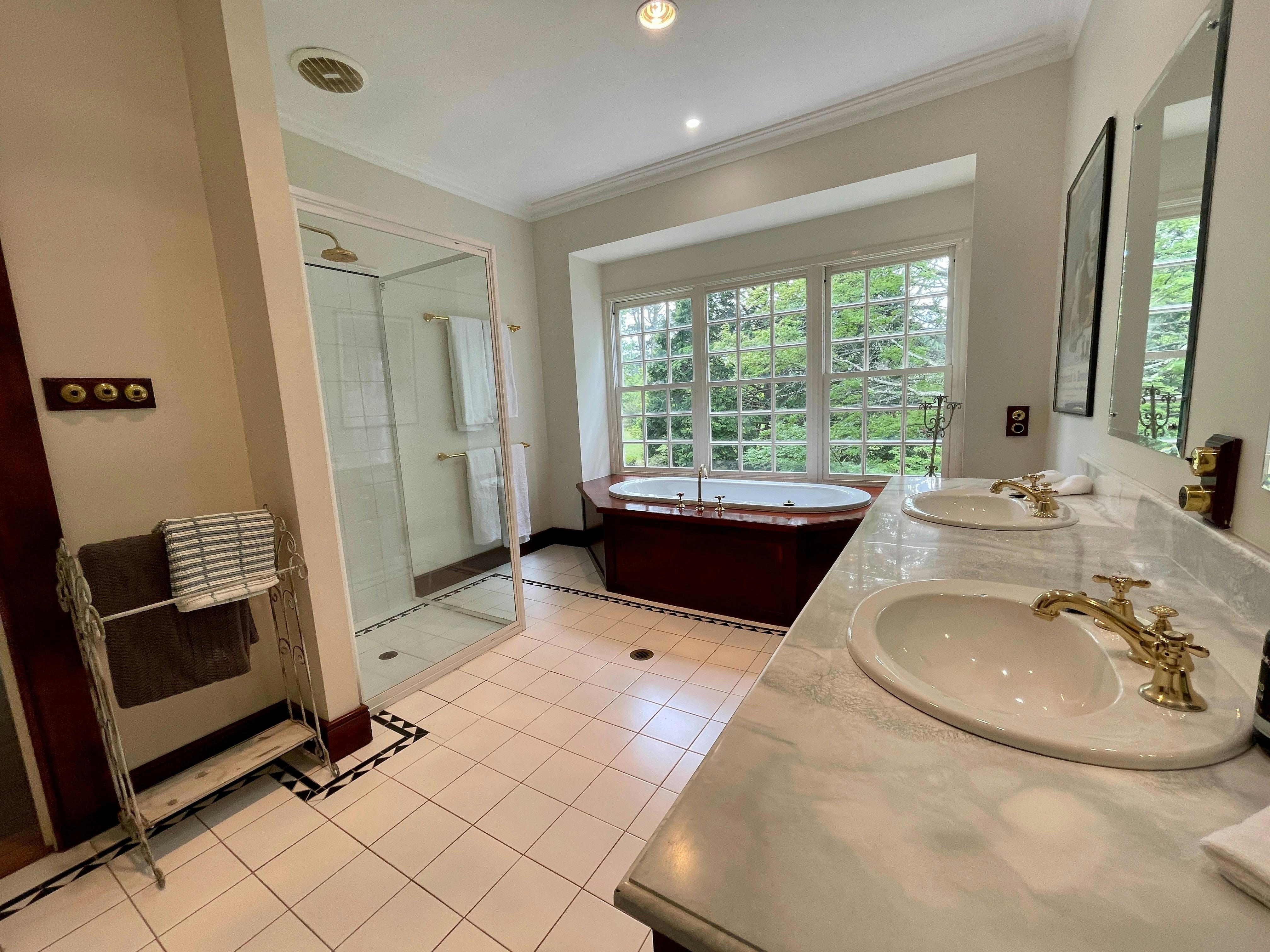Main Bathroom