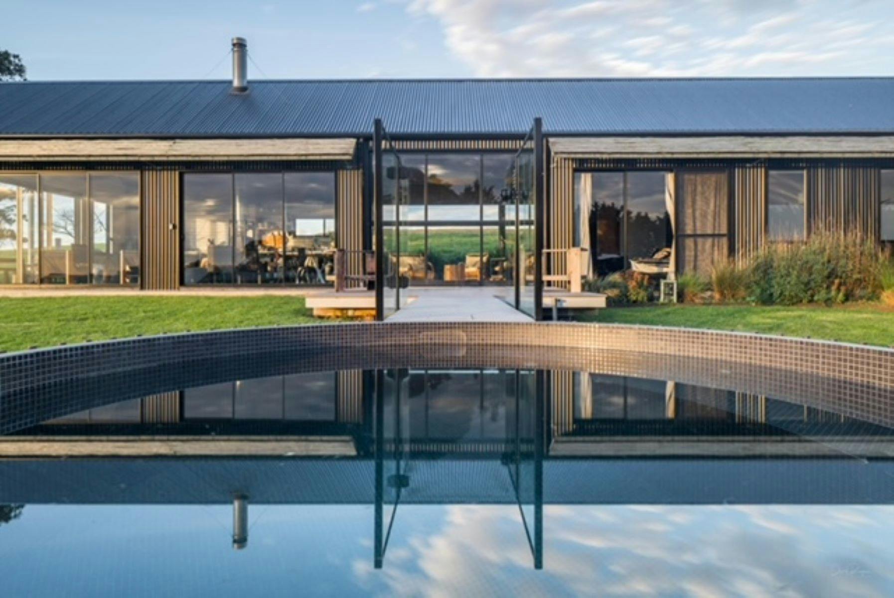 The Shed - Nestled in the heart of Gerroa, it is perfectly positioned to immerse you in the beauty