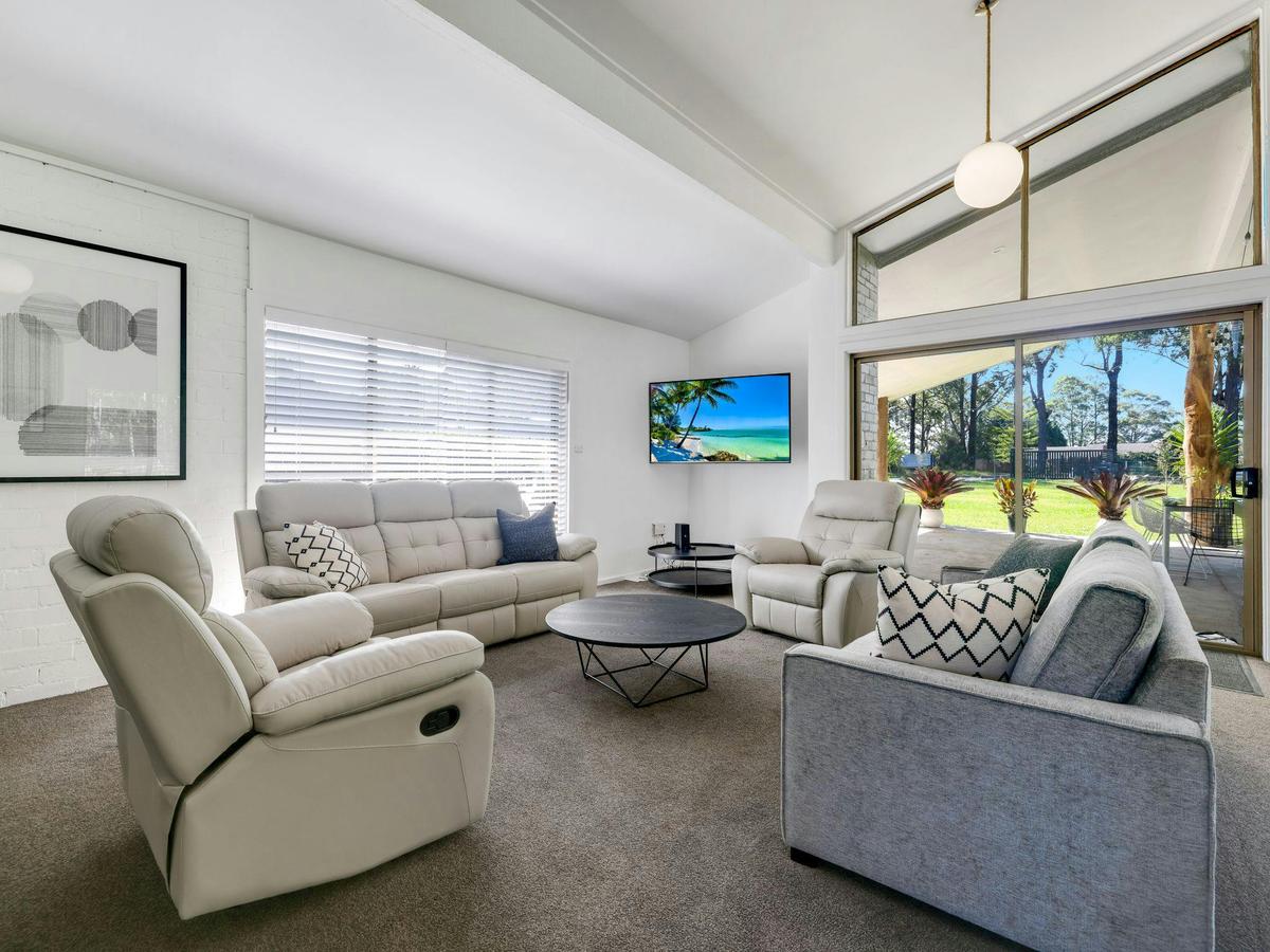 The Chateau by Experience Jervis Bay