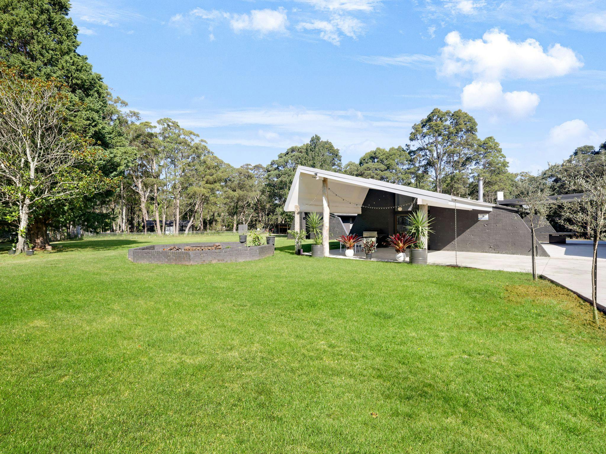 The Chateau by Experience Jervis Bay