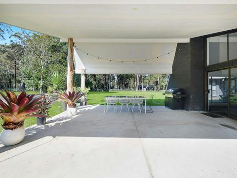 The Chateau by Experience Jervis Bay