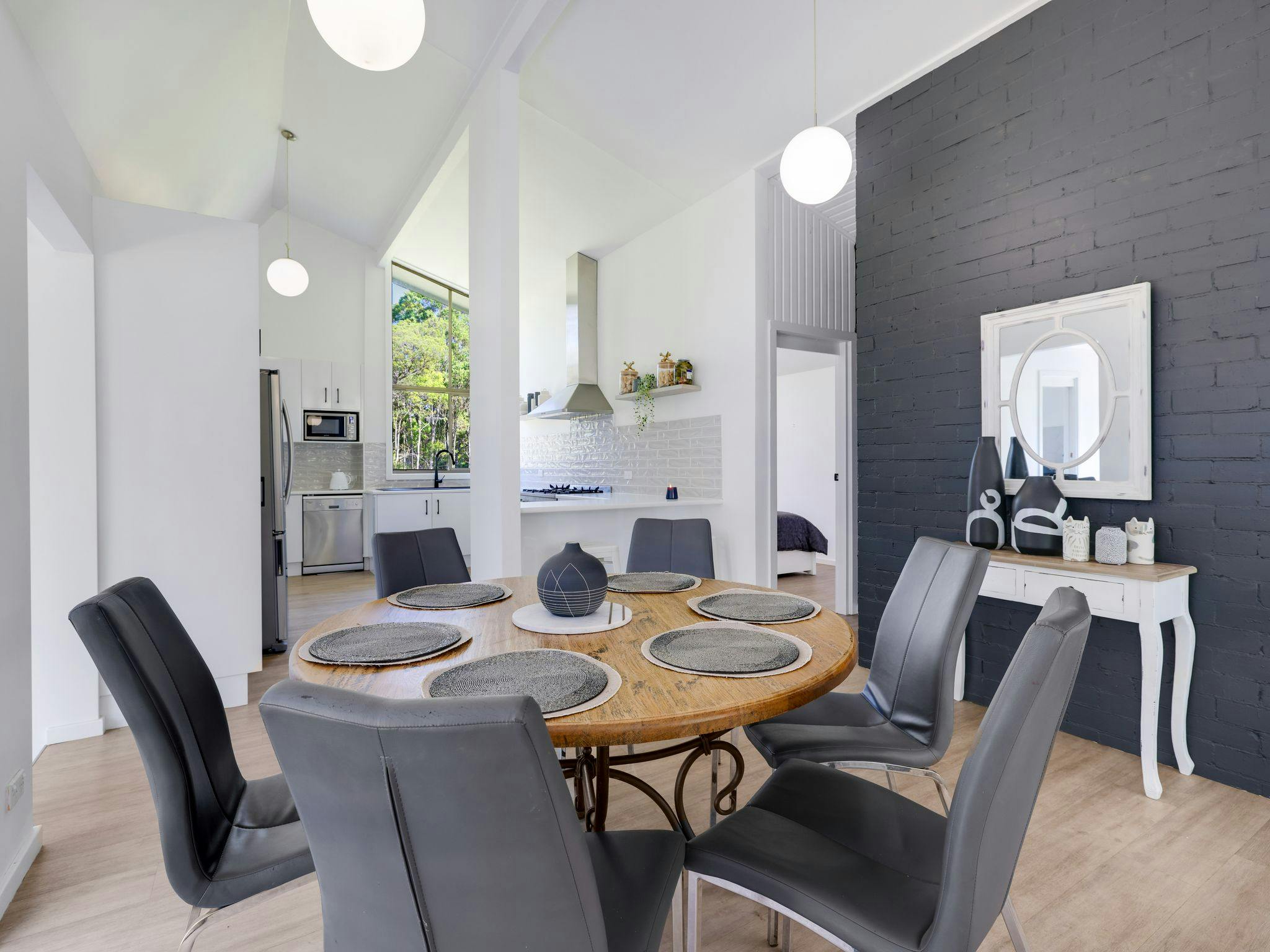 The Chateau by Experience Jervis Bay