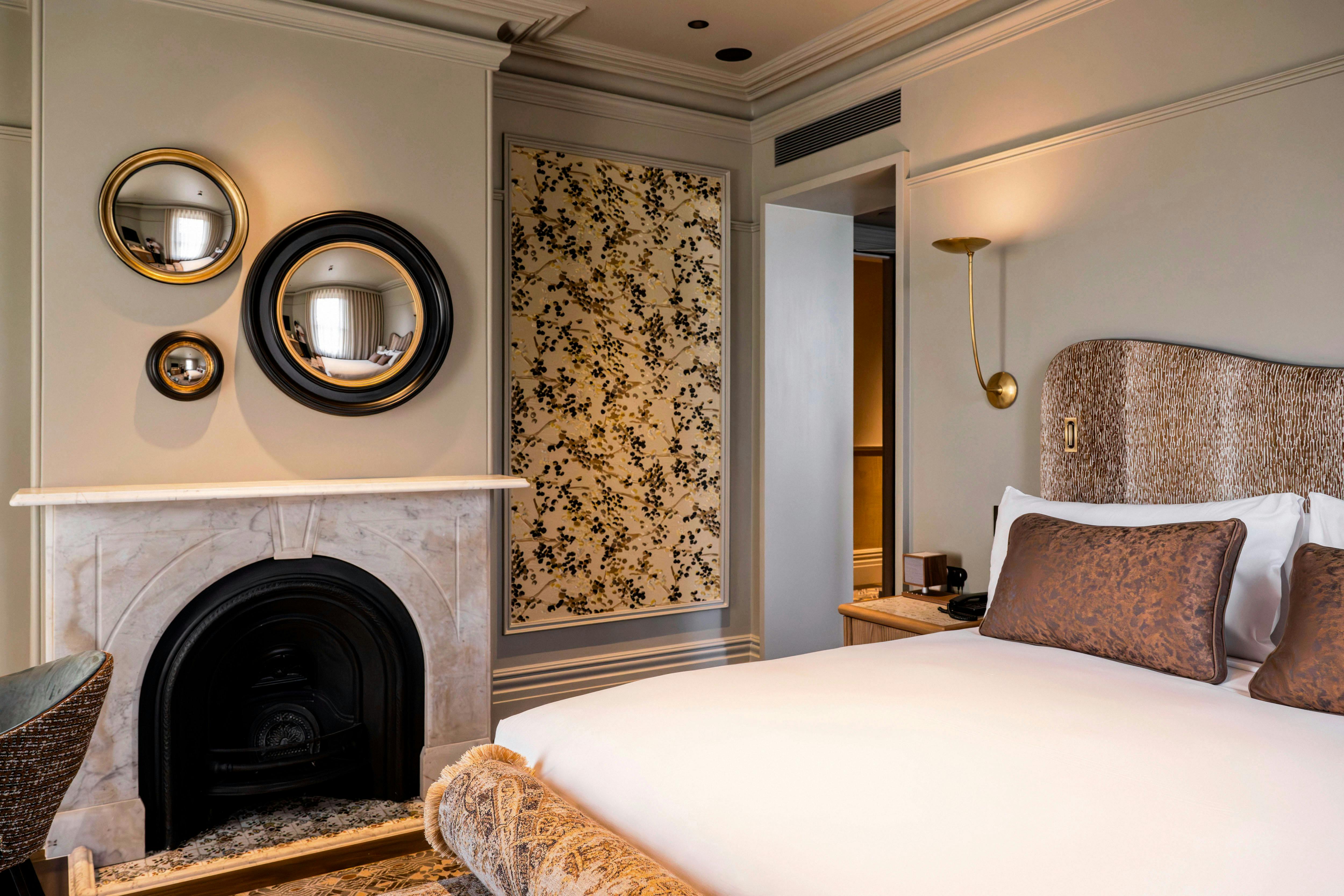 The Grand National Hotel