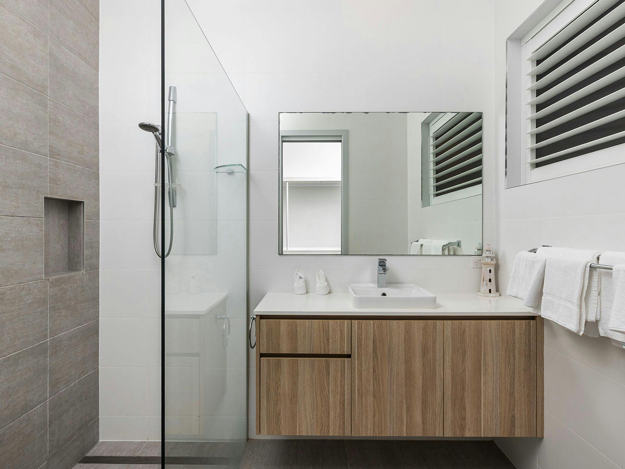 Bathroom 2 | Ensuite Bathroom