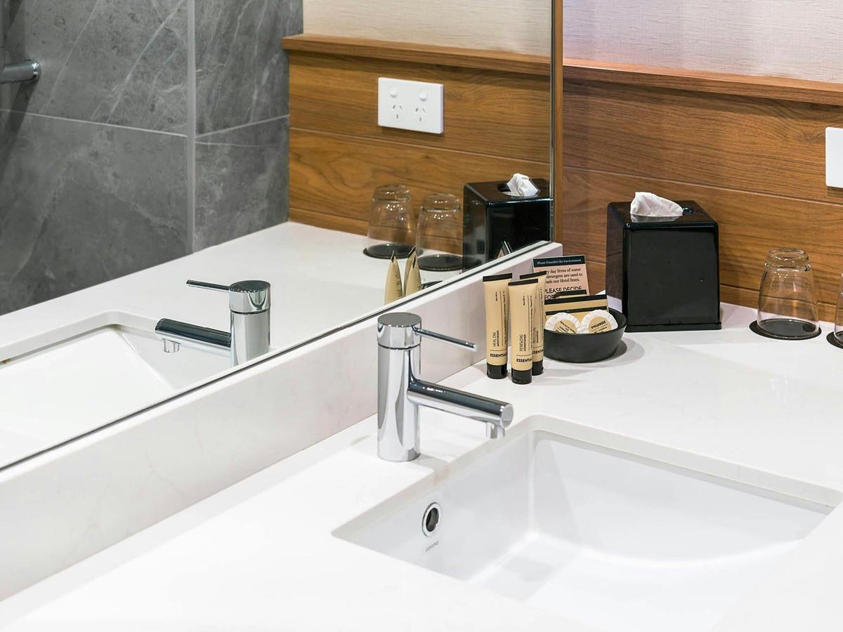 King Suite Bathroom