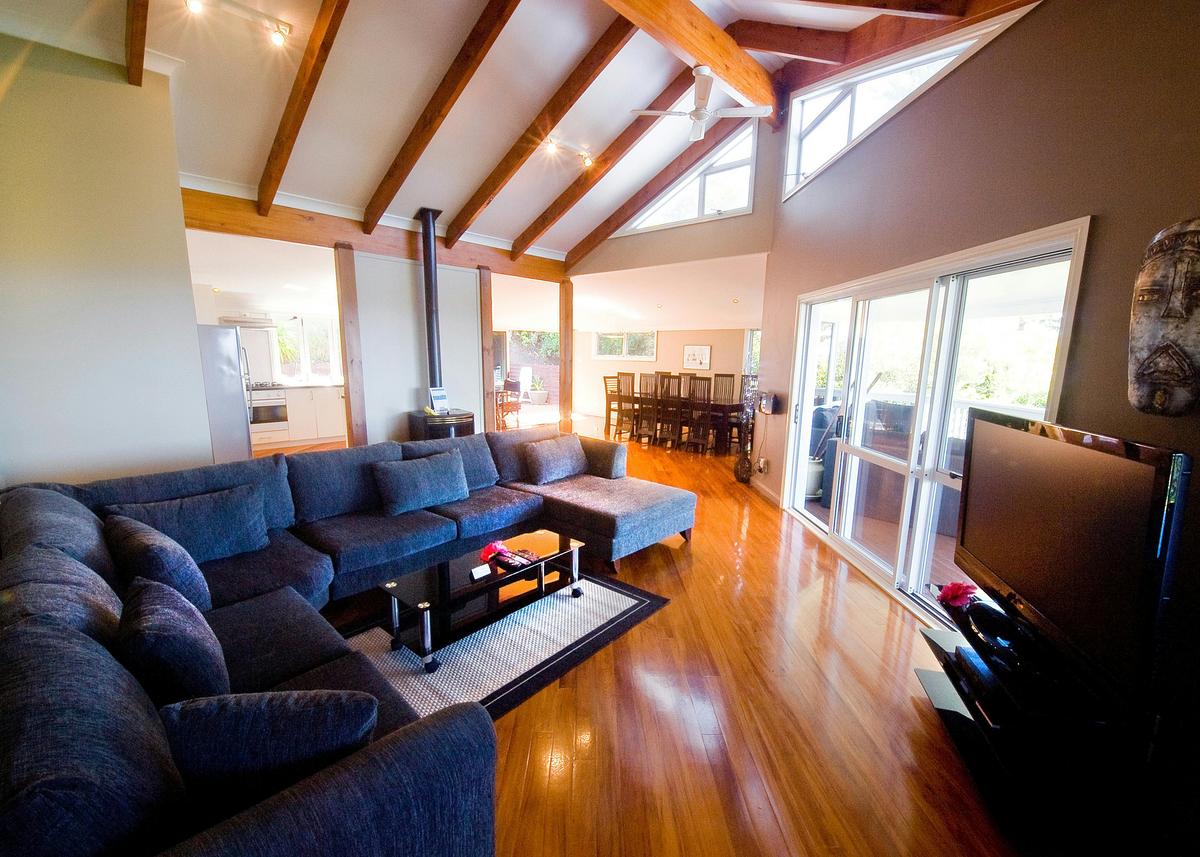 Vaulted Ceilings, Hardwood Floors, Spacious