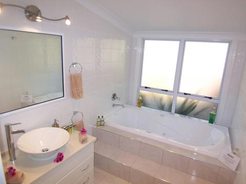 The White House - Norfolk Island