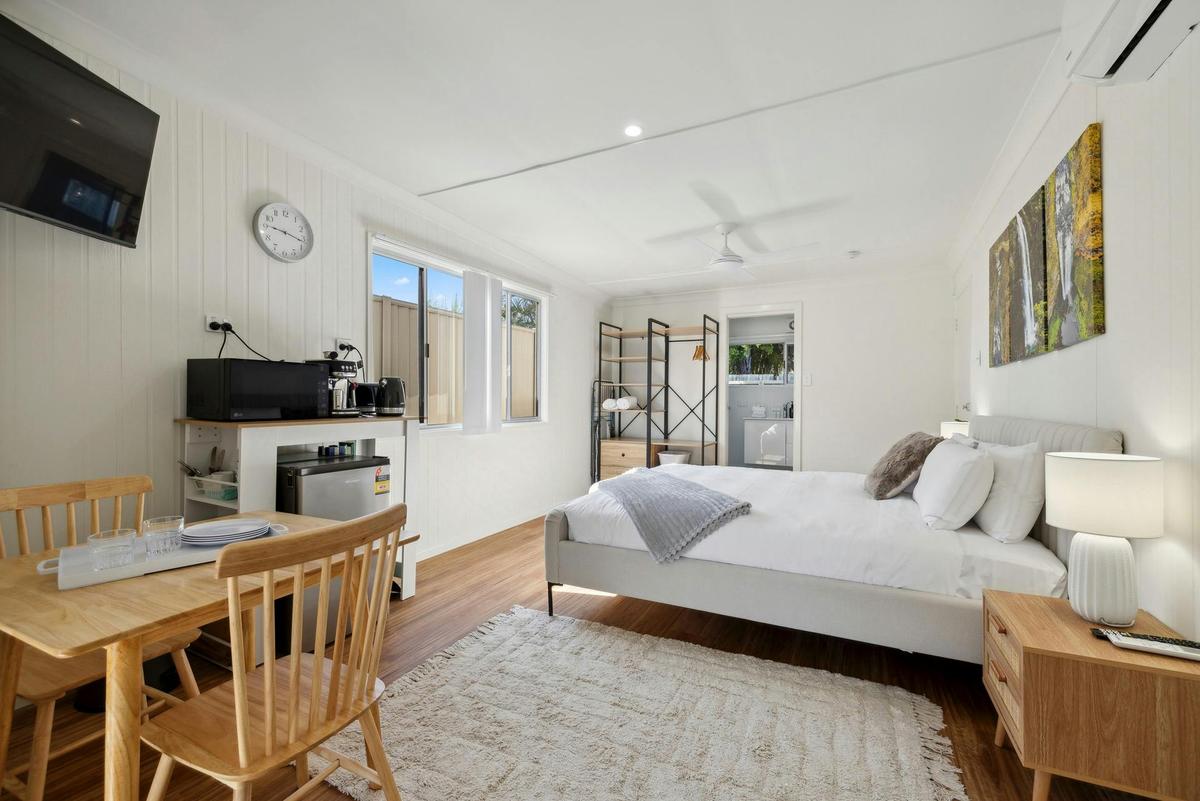Studio bedroom