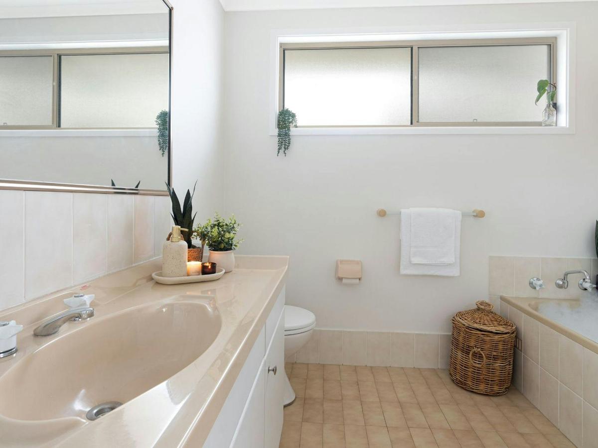 Thistledoo | Bathroom | Bathtub | Child friendly