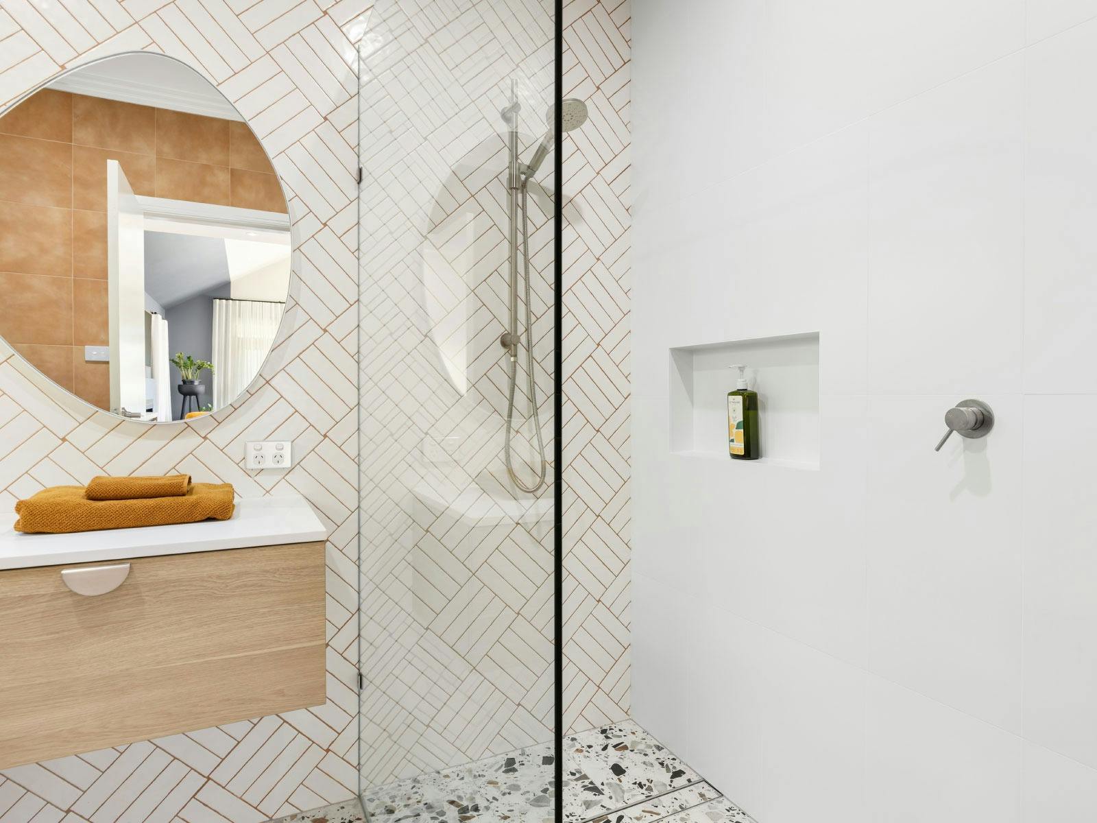 The Lake House downstairs bathroom