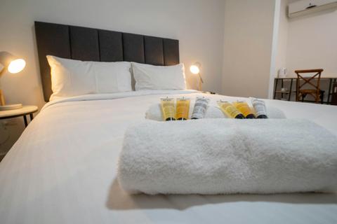 Queen beds