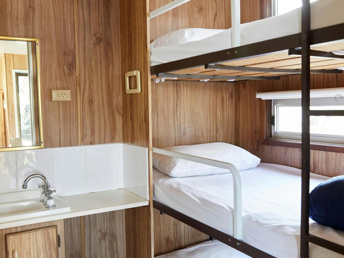 MVC_SP-Ensuite-Cabin