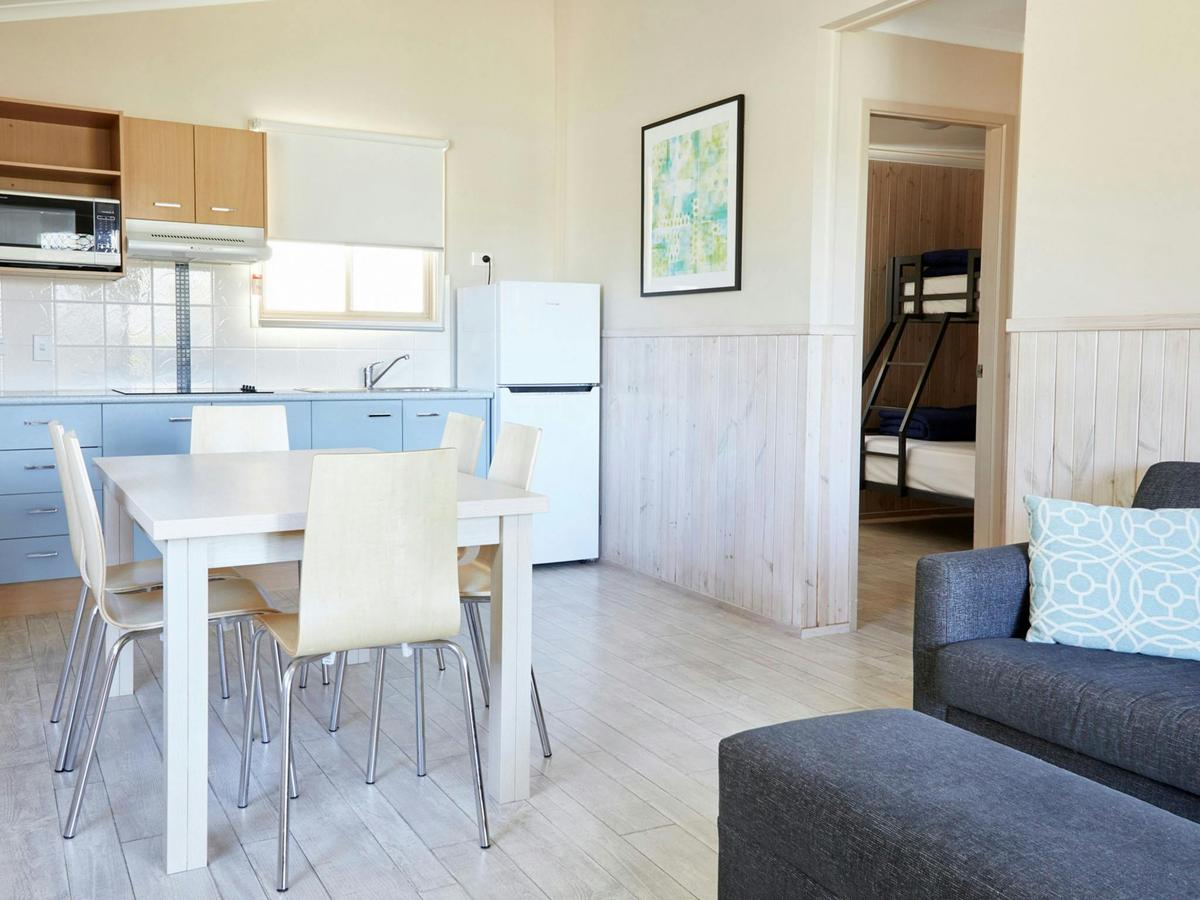 MVC_SP-Riverview-Bungalow