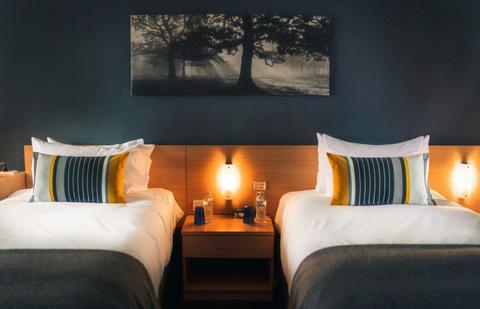 Signature Twin Room
