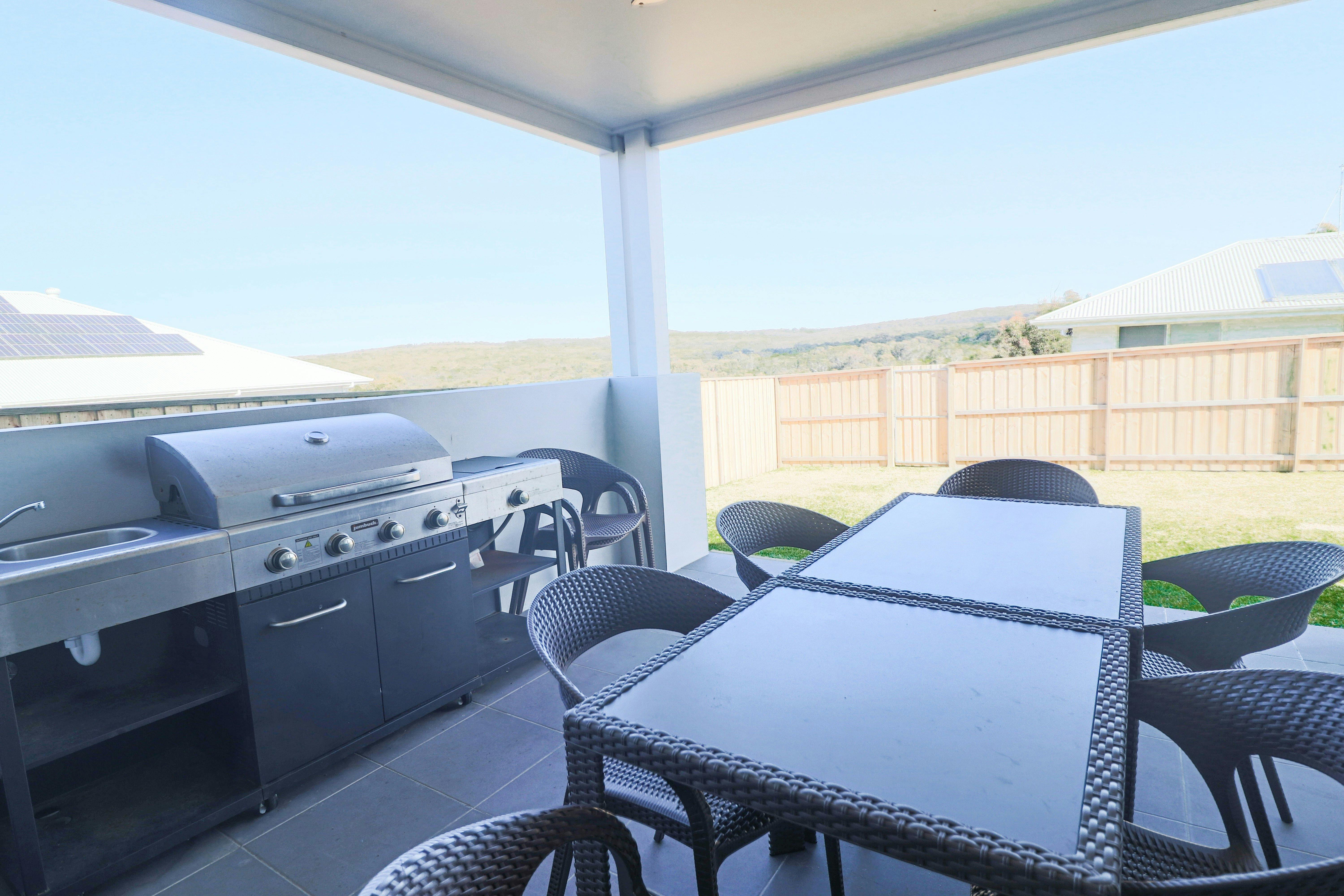 Outdoor dining and barbecue