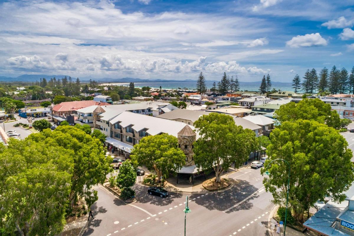 Byron Bay Hotel and Apartment_Exterior