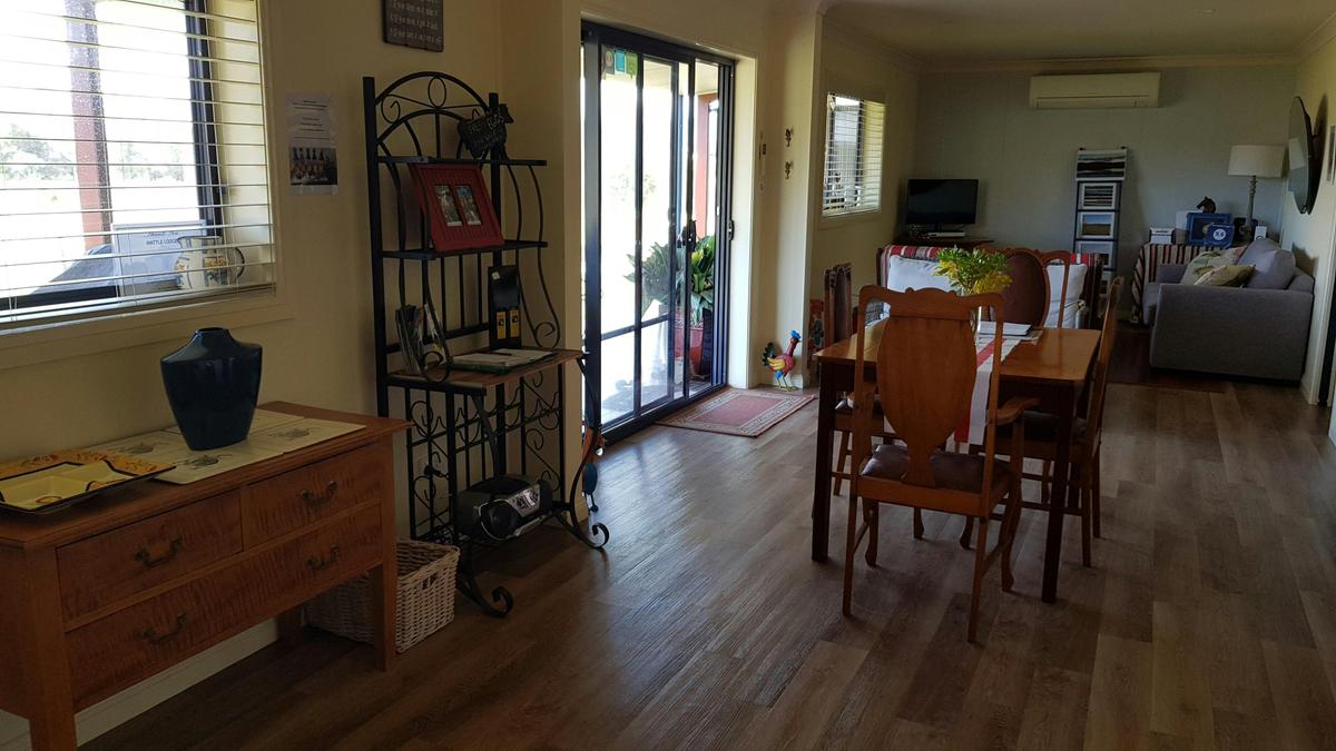 Dining& Lounge area