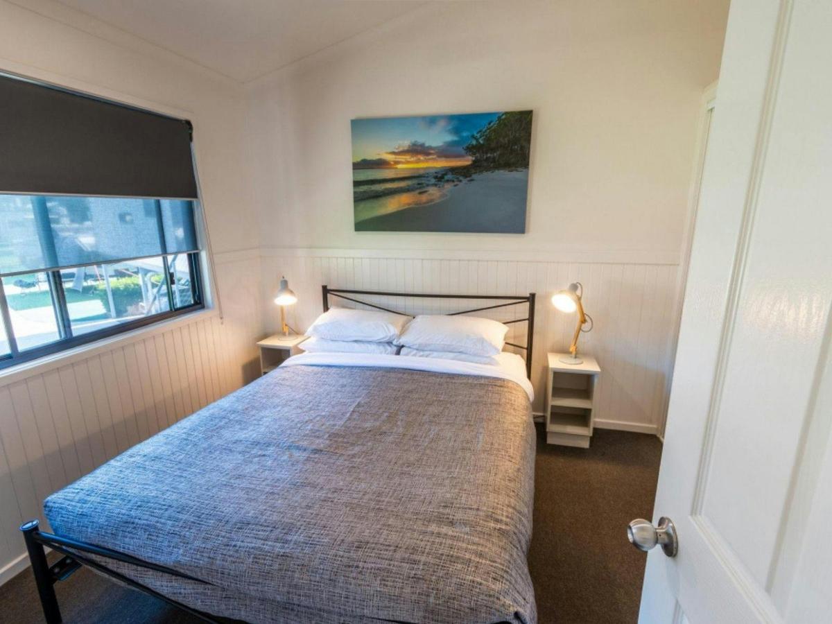 Deluxe Waterfront Villa 2BR | Tasman Holiday Parks - Jervis Bay