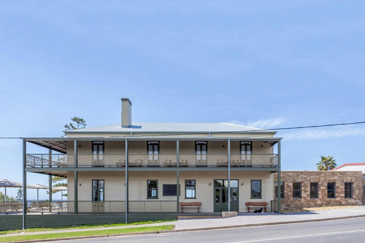 Tathra Hotel Heritage Suite and Heritage Room