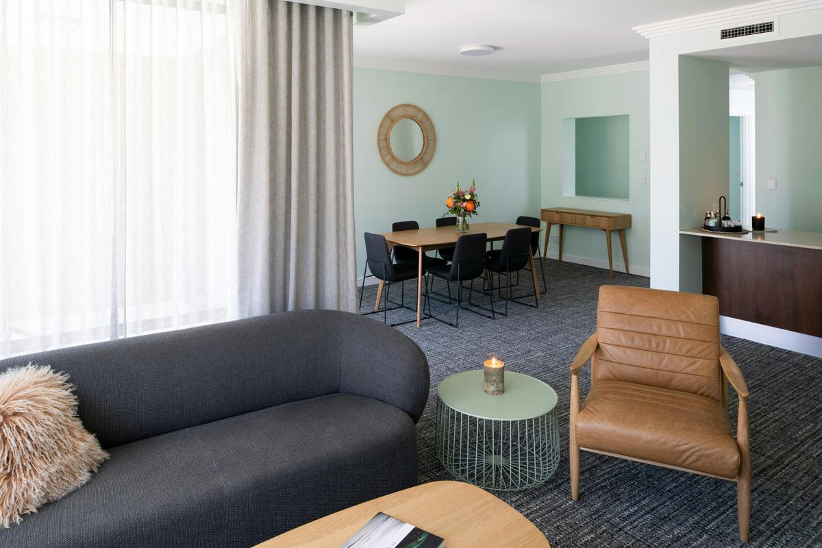 Deluxe Apartment