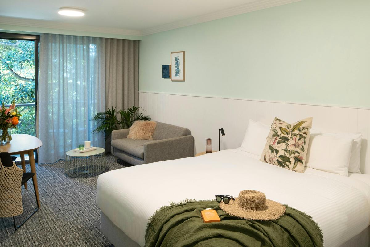 Superior Balcony Room