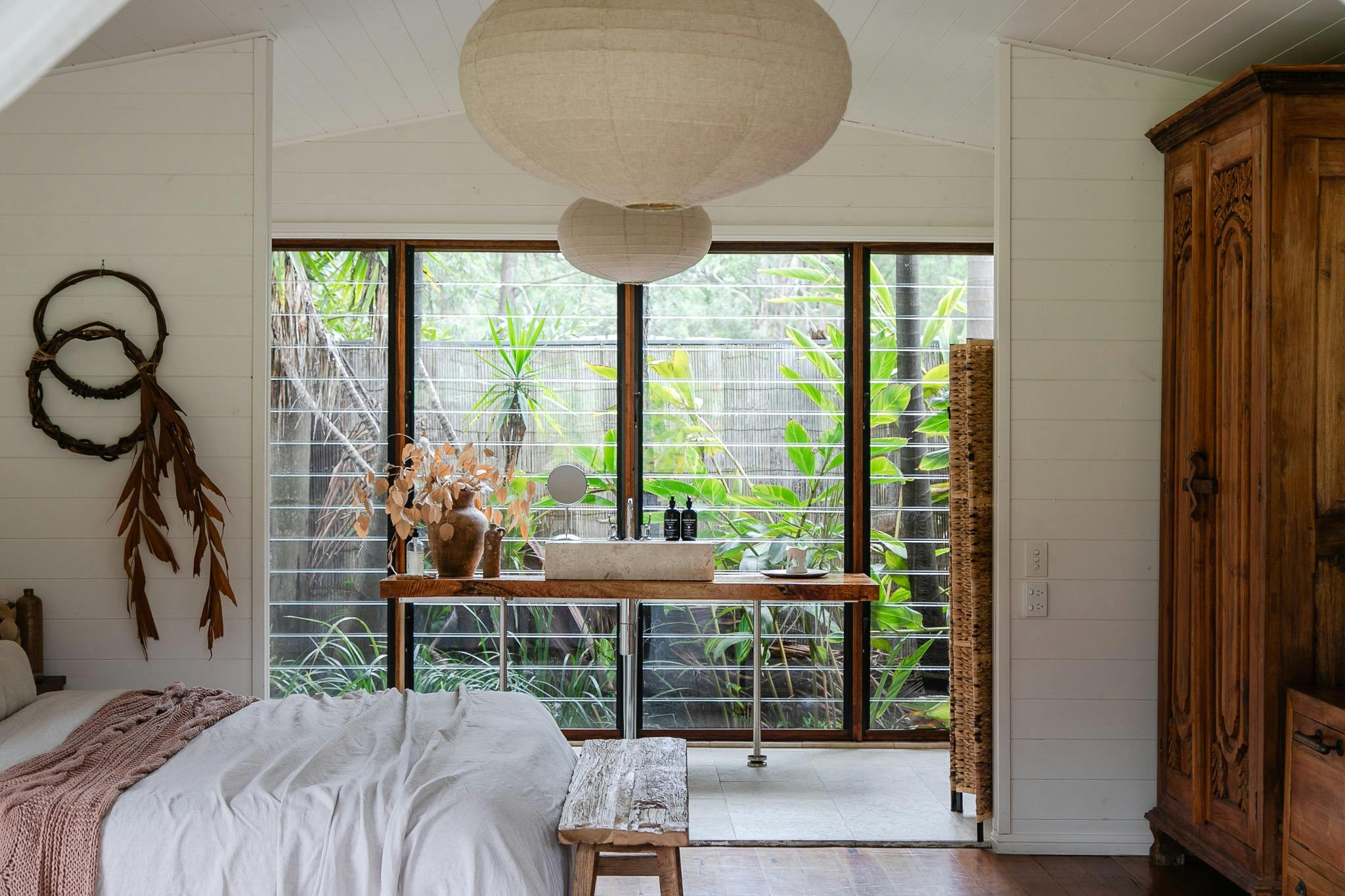 Our accessible boathouse - the showerhouse