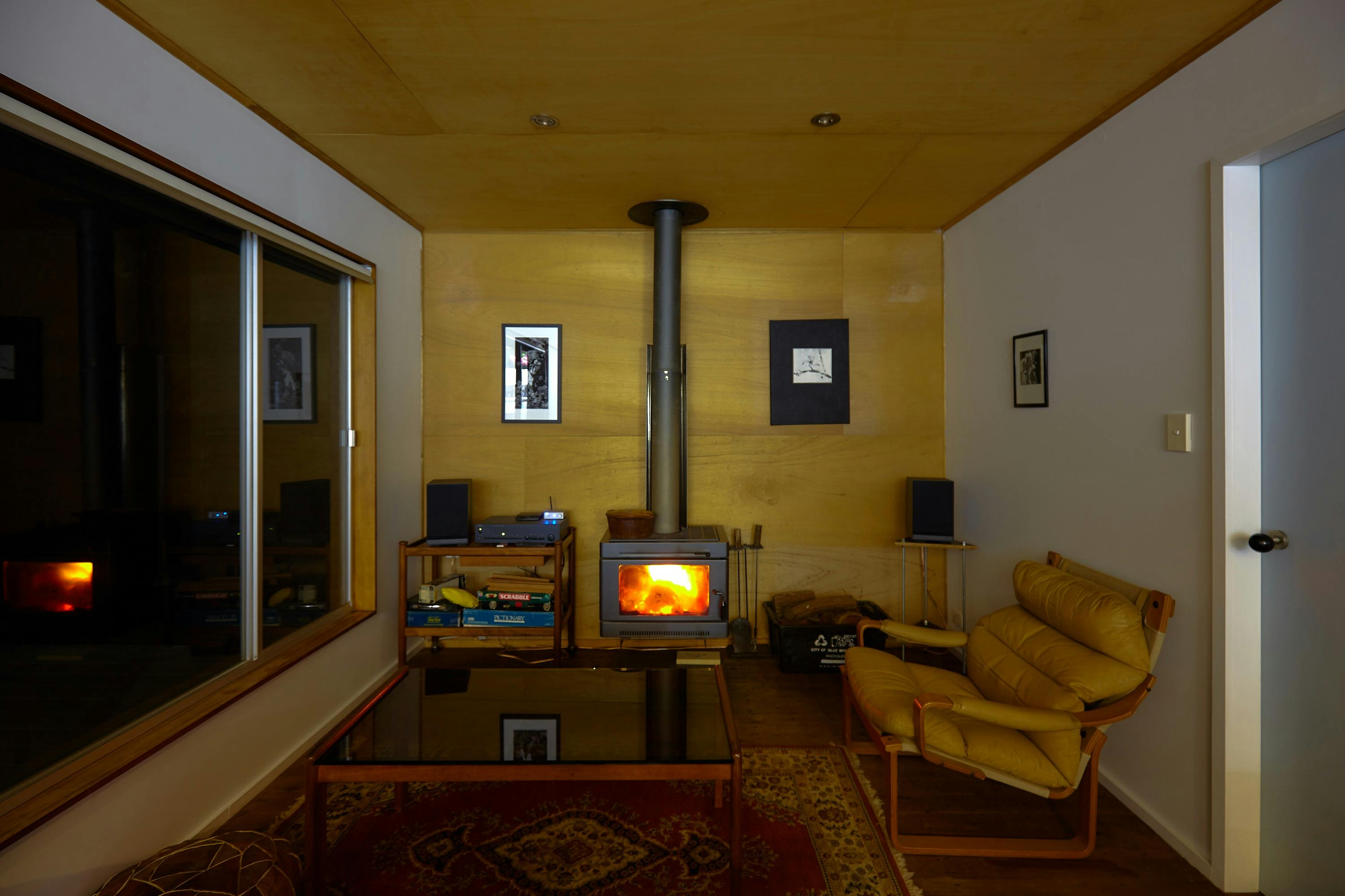 Lounge room with combustion fire