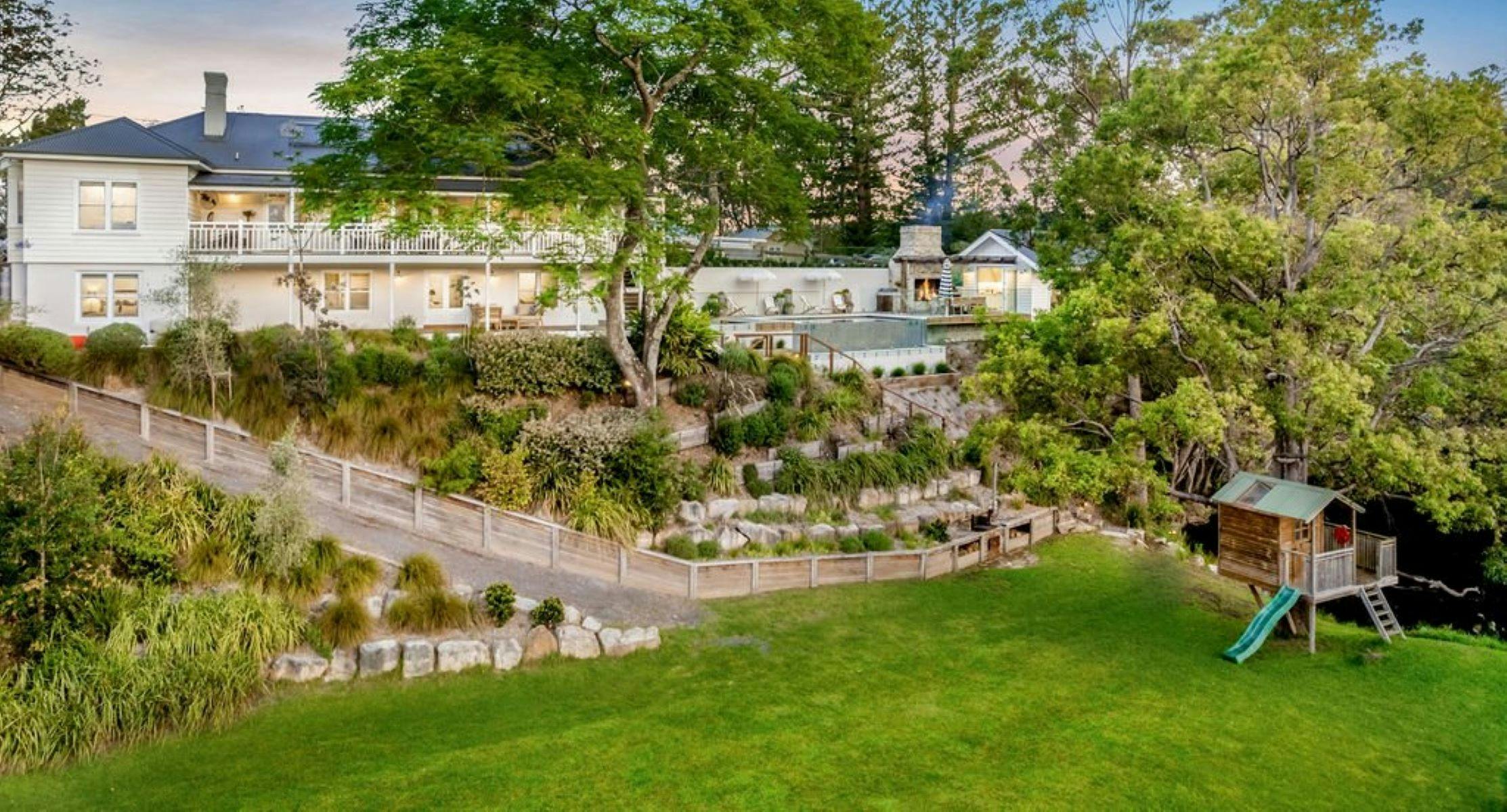 Torrente - Escape to the ultimate luxury and exclusivity of Torrente nestled on 5 private acres