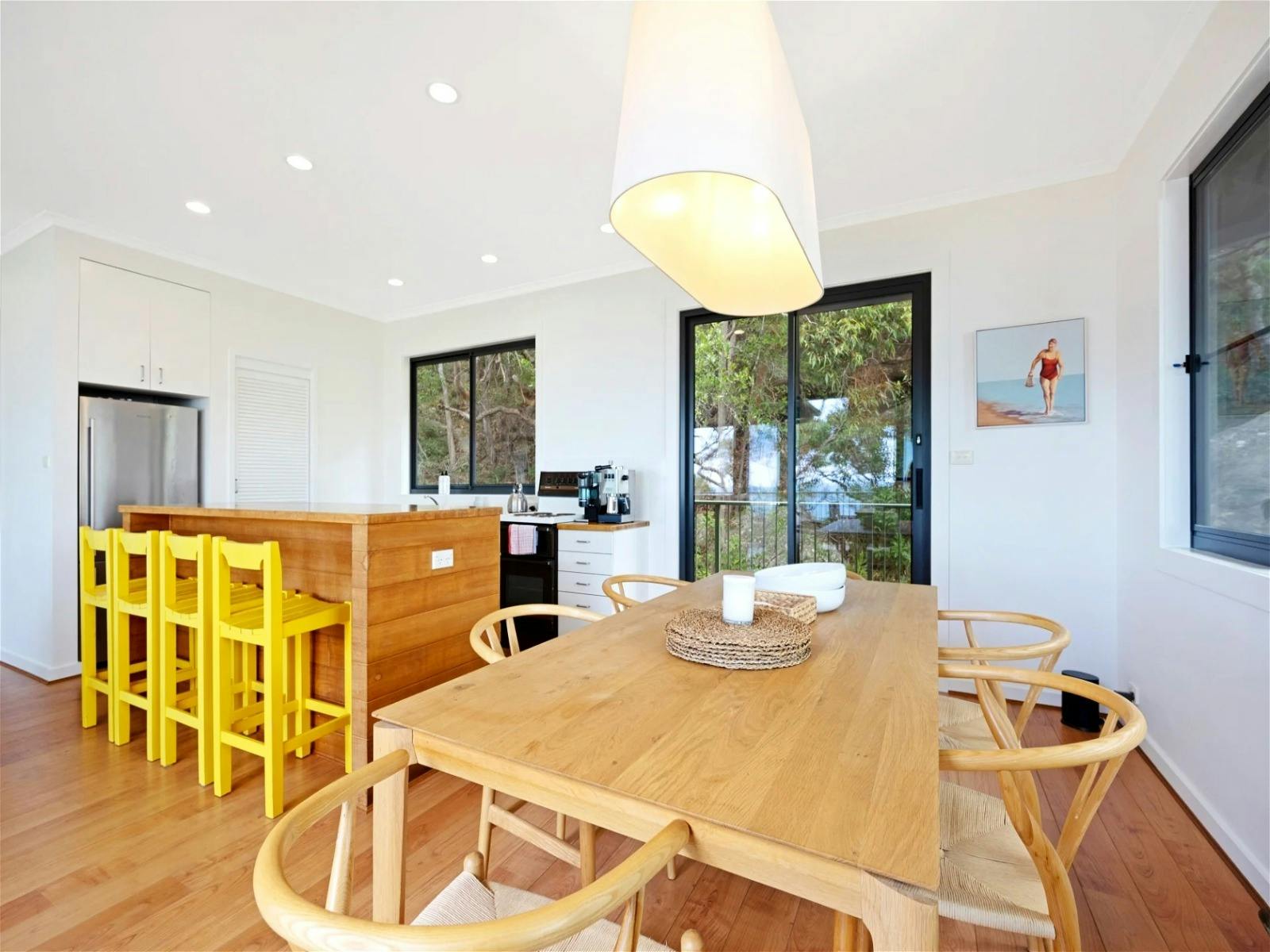 Dining and open plan kitchen area