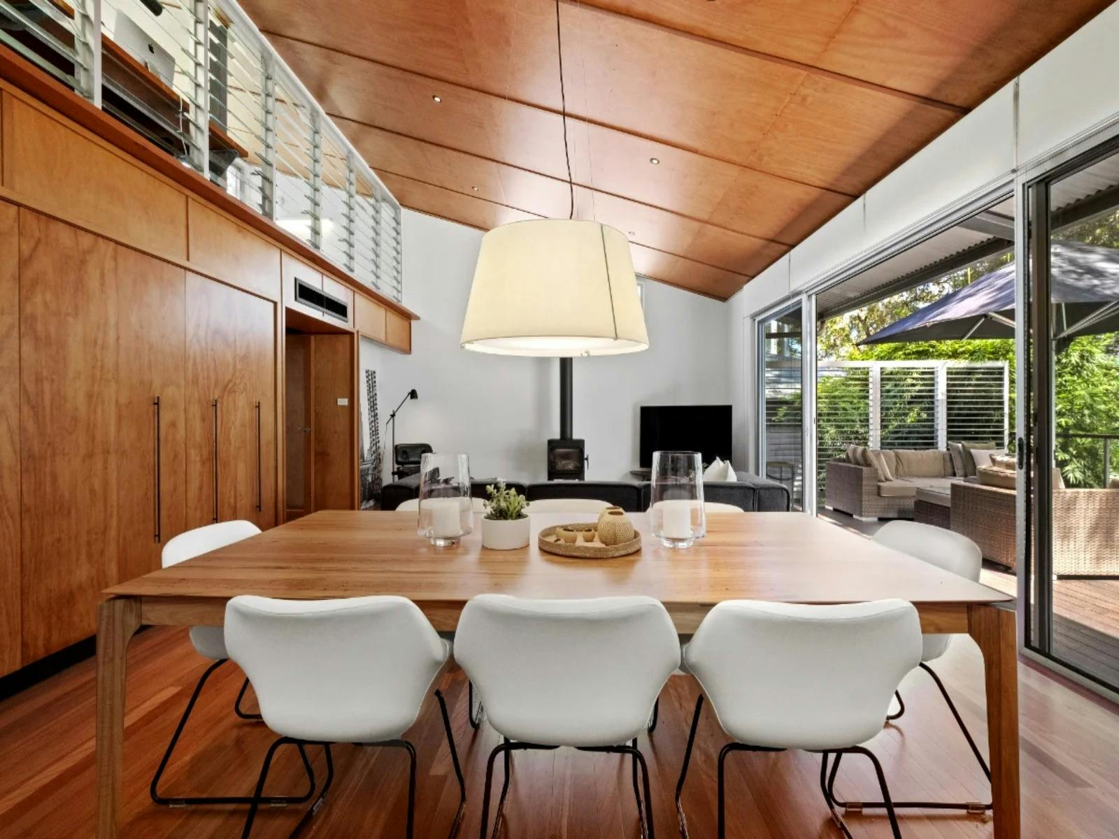 Dining area with elegant furnishings and welcoming ambiance