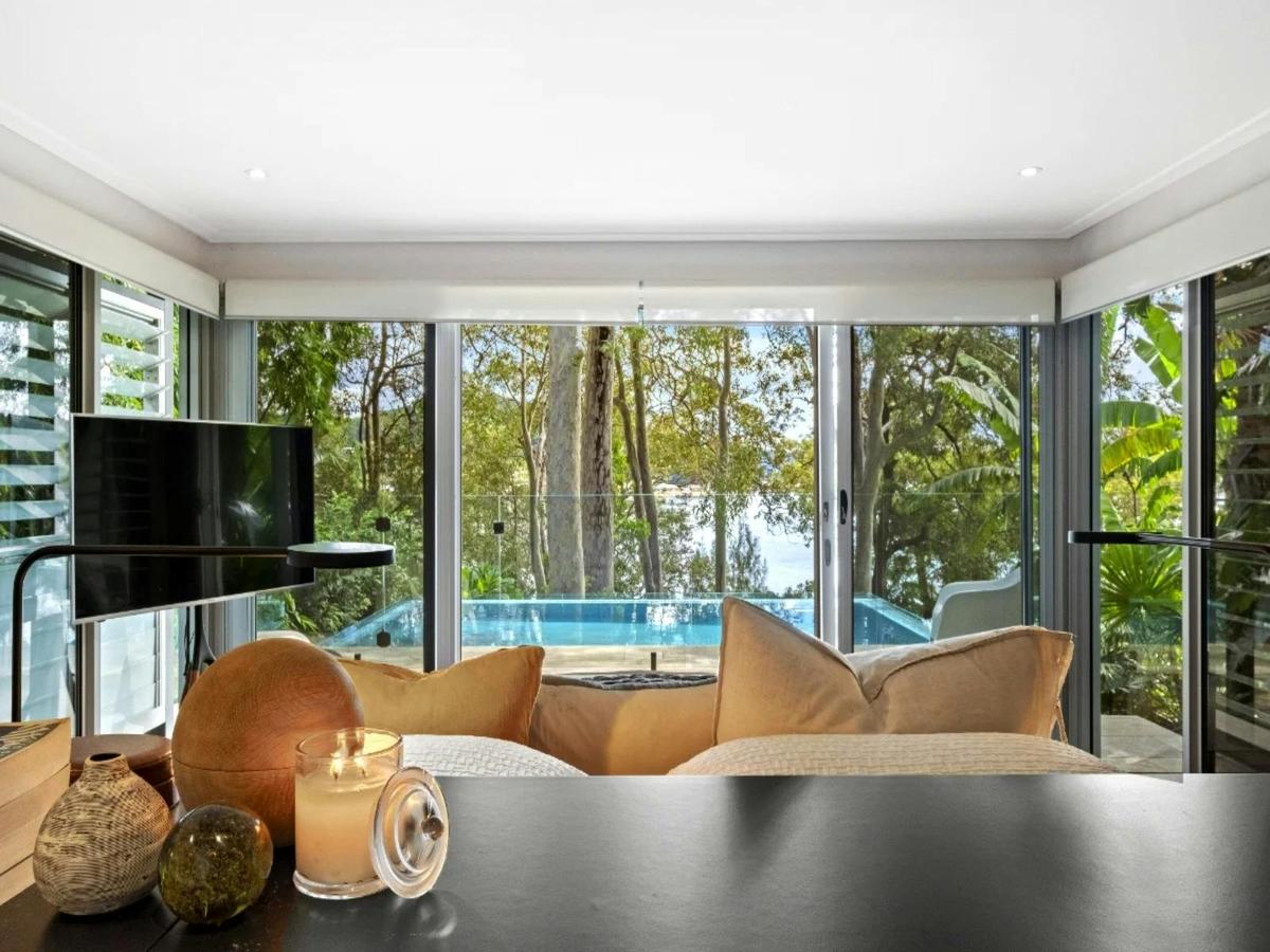 Home with stunning water views, offering serene and picturesque surroundings