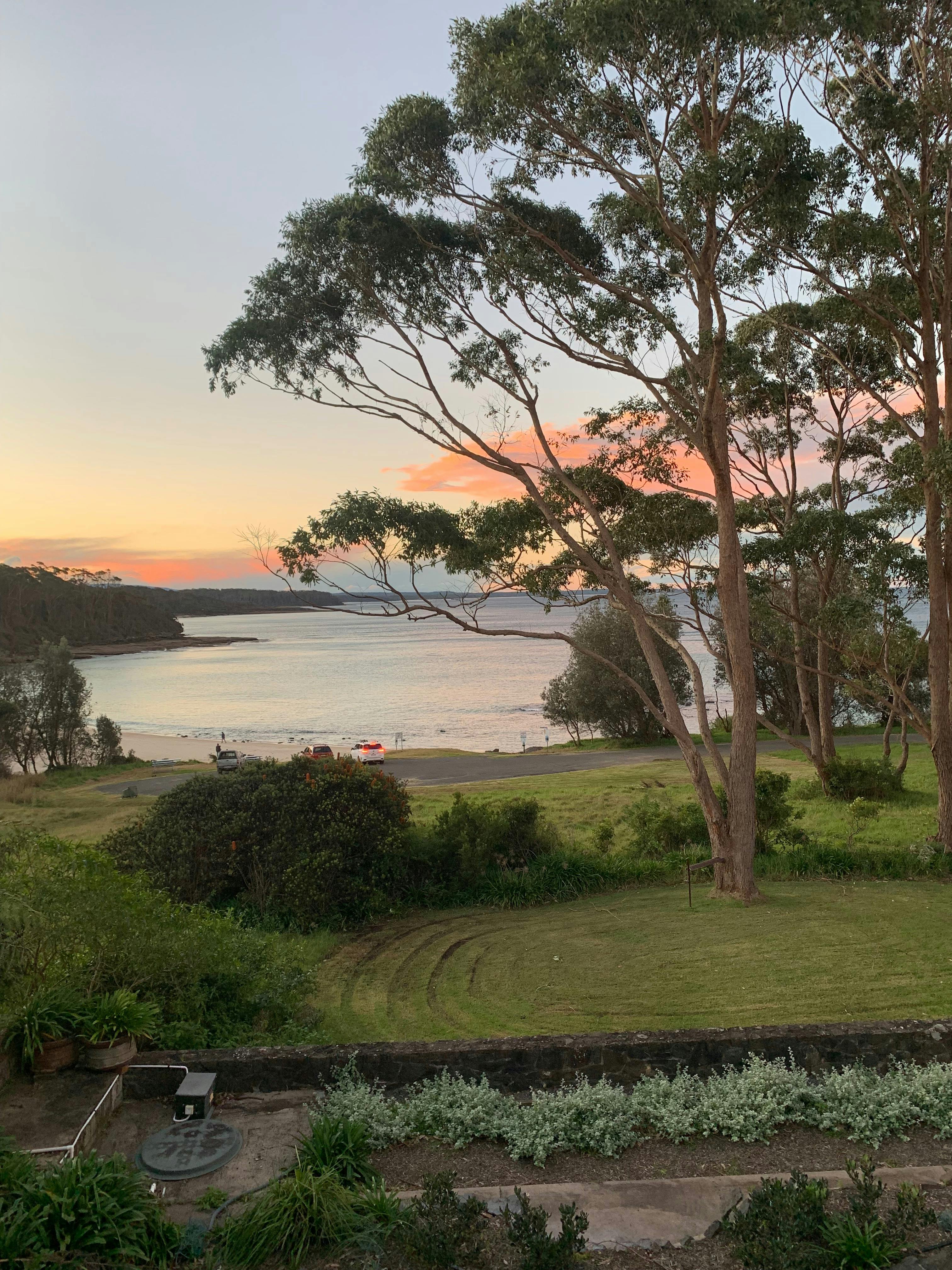 Sunset drinks? Before enjoying the full-size pool table in the downstairs entertainment room.