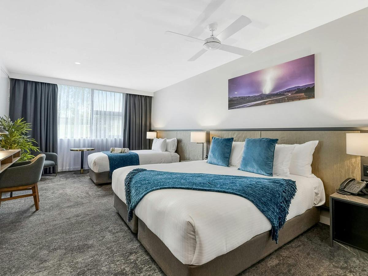 Superior King Suite
