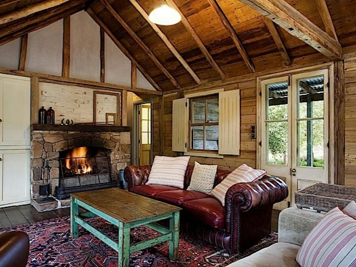 The Post Office, pioneering history Circa 1830 lovingly restored to luxury guest accommodation