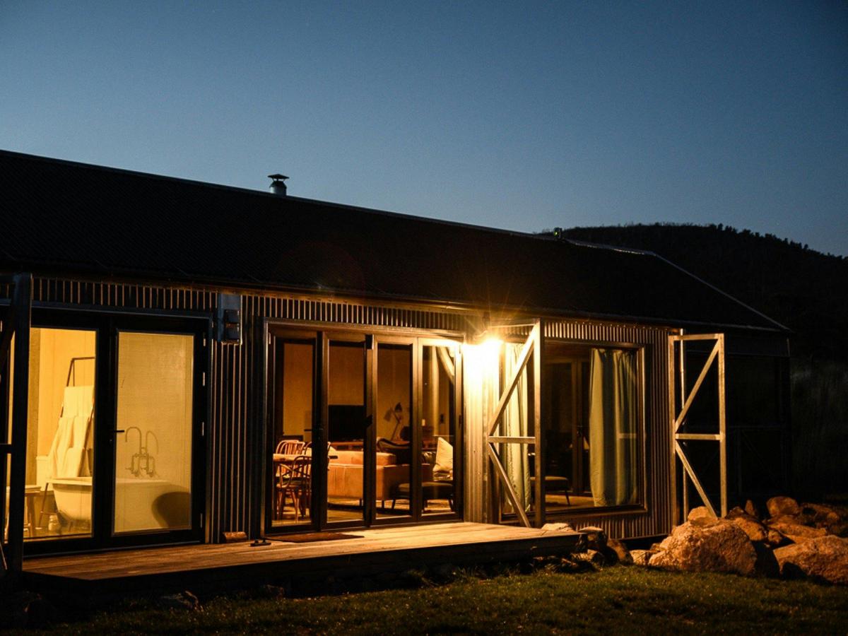 Field House at dusk in the beautiful Snowy Mountains at Tinkersfield