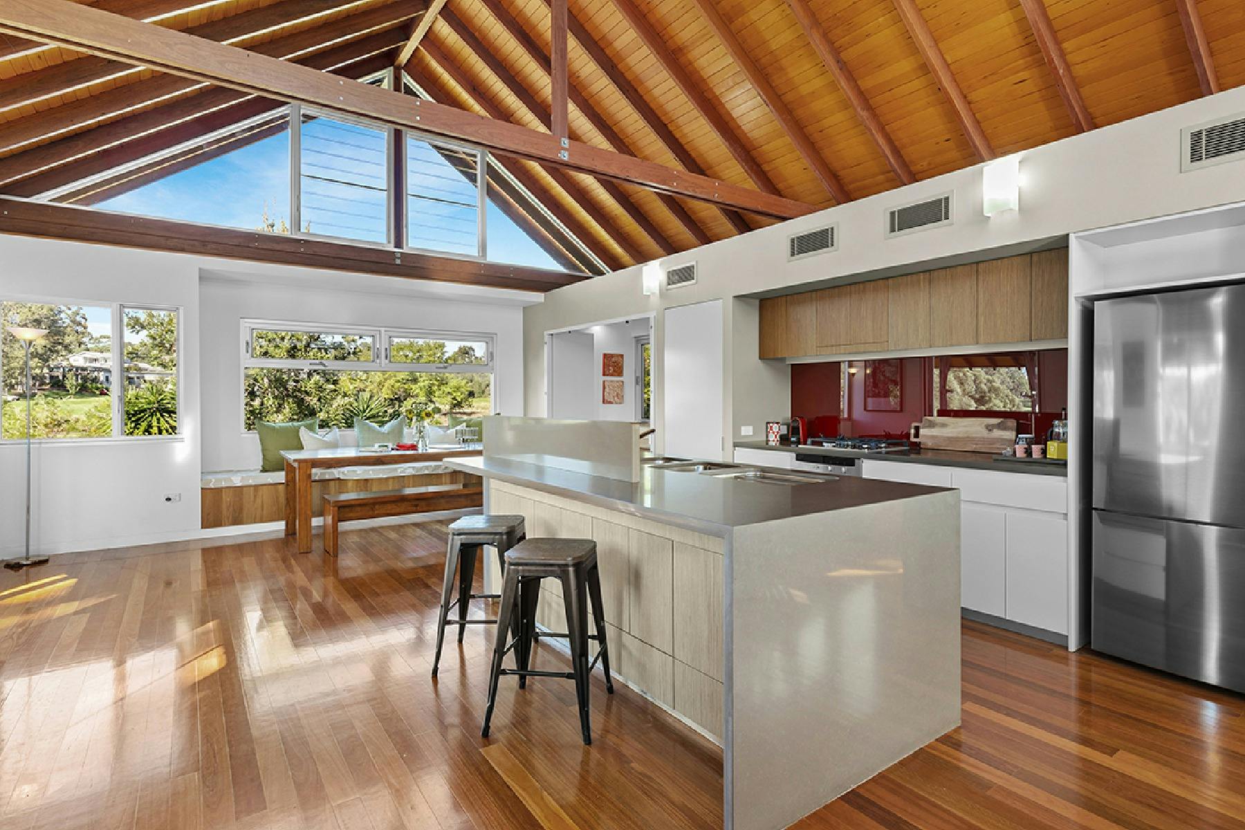 The Pavilion kitchen and dining area