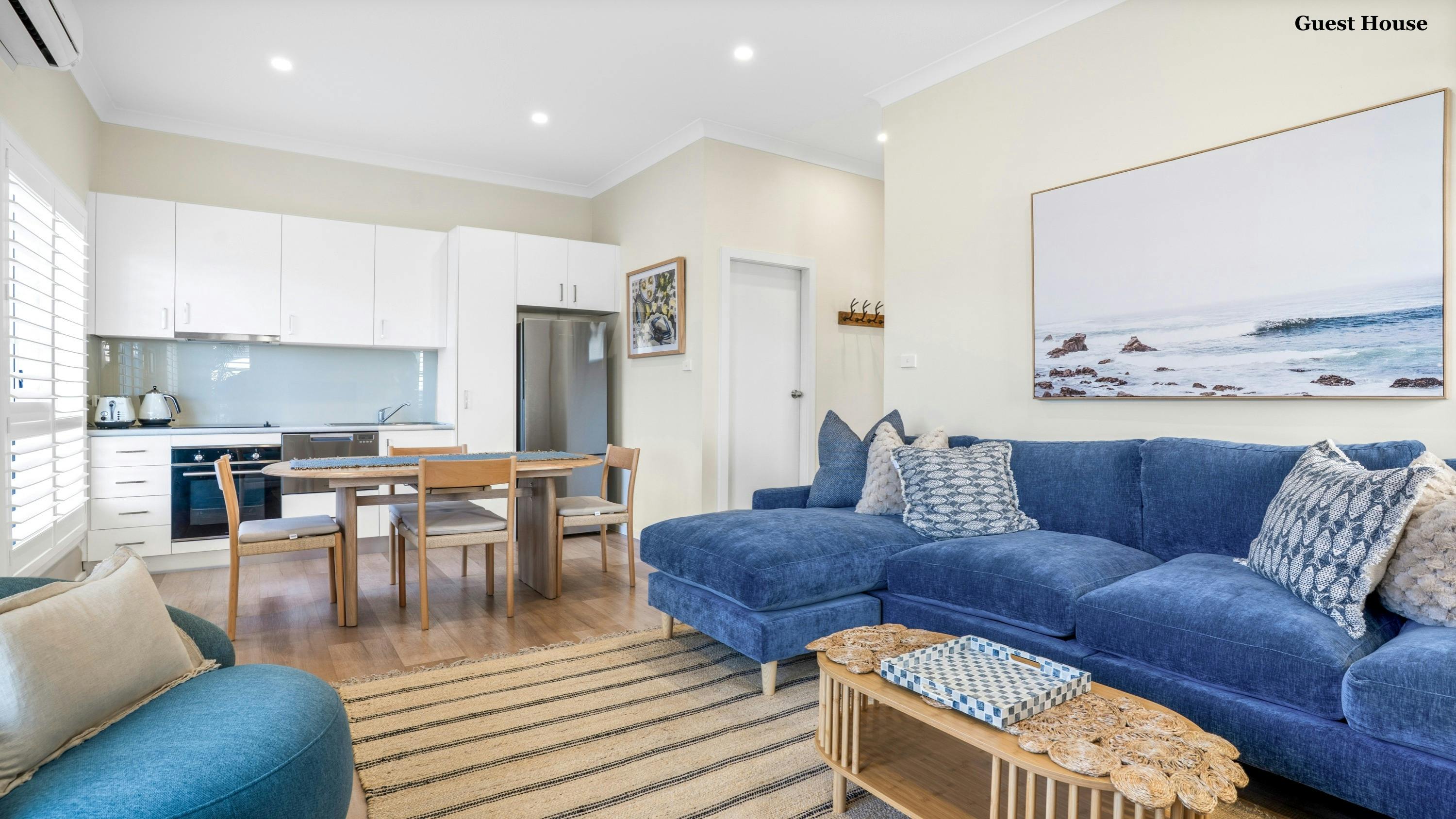 Living and dining in guest residence