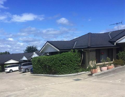 Voyager Motel