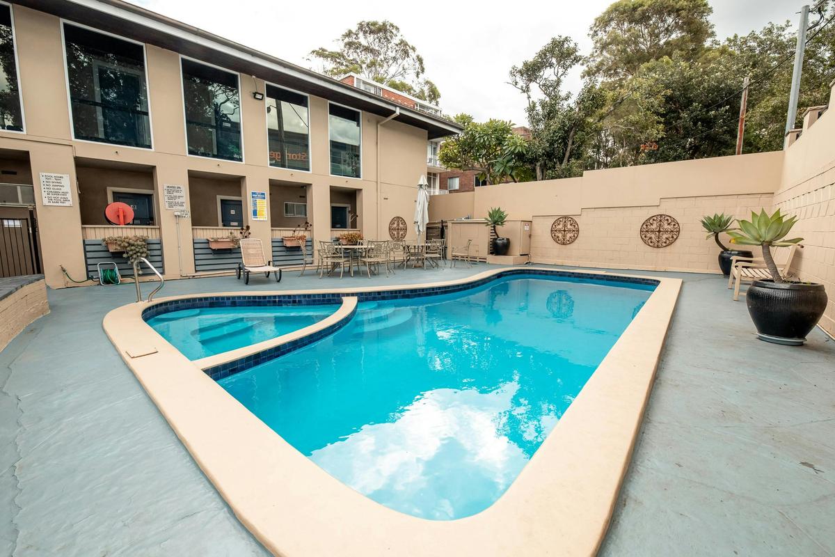 Pool