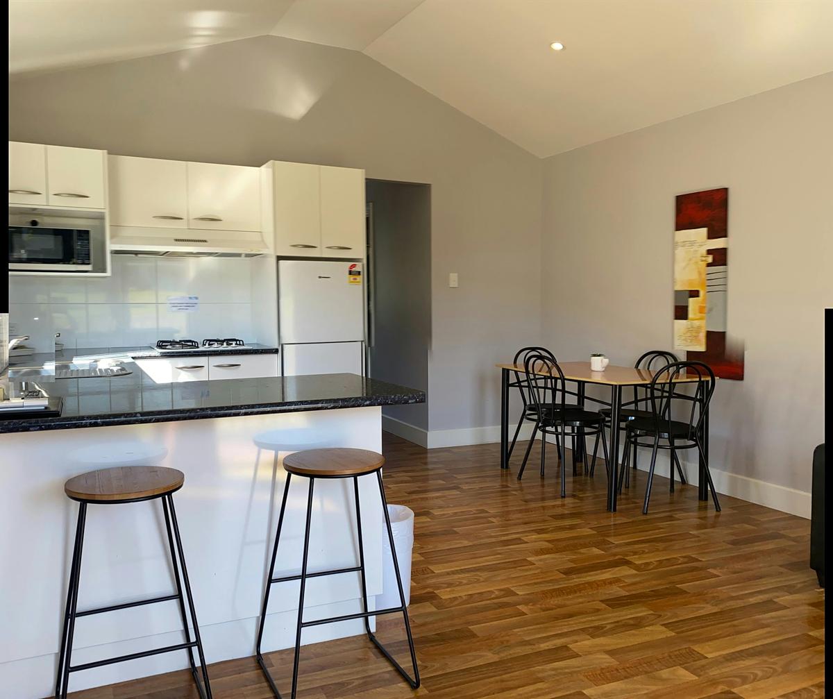 Large Family Cabin Kitchenette/Dining Area