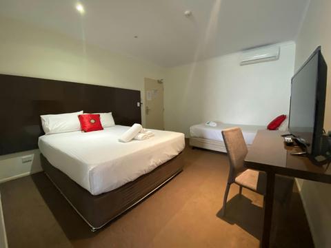 Family Room - Layout 2