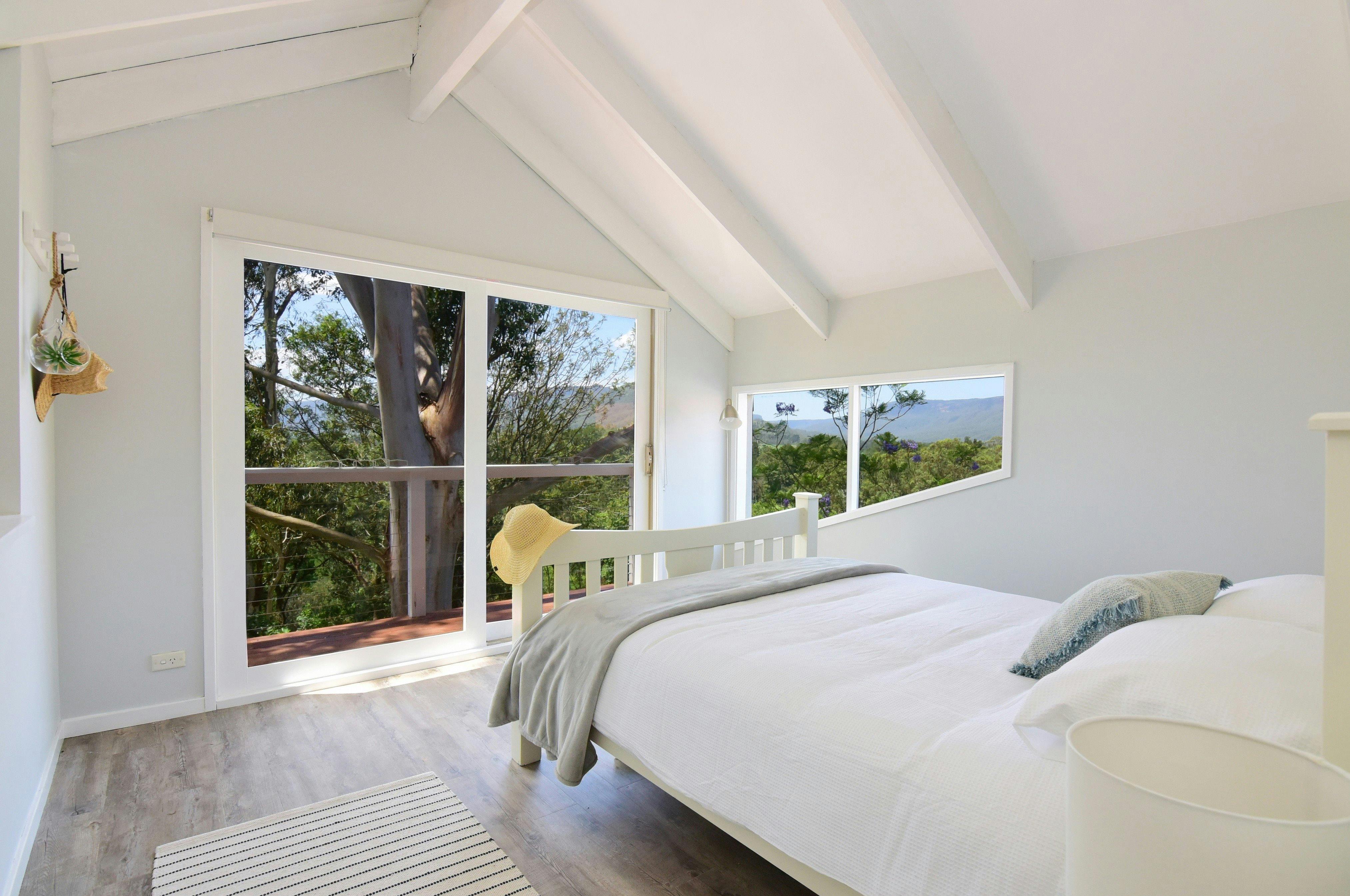 Master bedroom (upstairs)