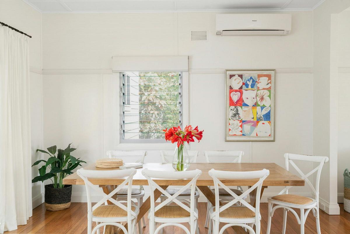 The White Rabbit - Byron Bay - Dining Table