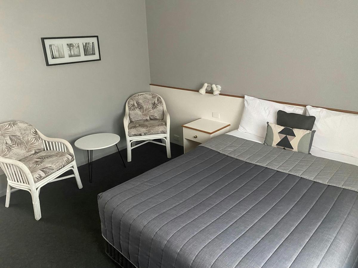 Budget Queen Room