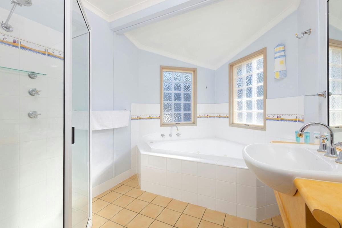 Large Spa Cabin