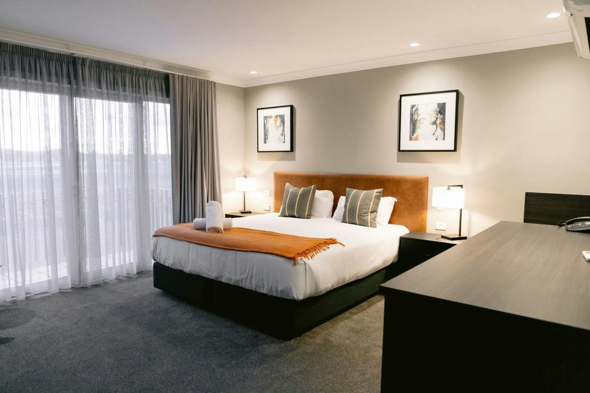 Executive Spa Suite