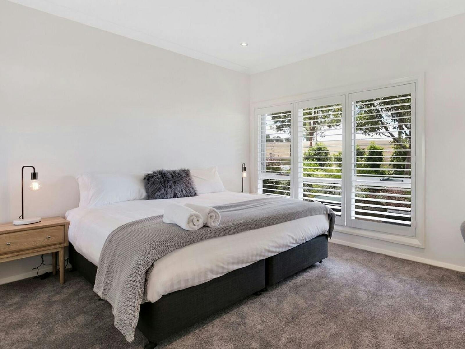 Unwined @ The Vintage bedroom