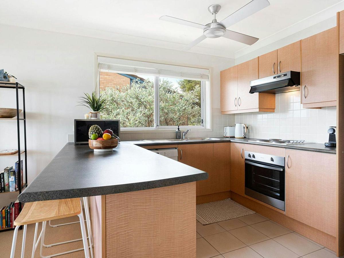 Villa Biser | Modern chef's kitchen