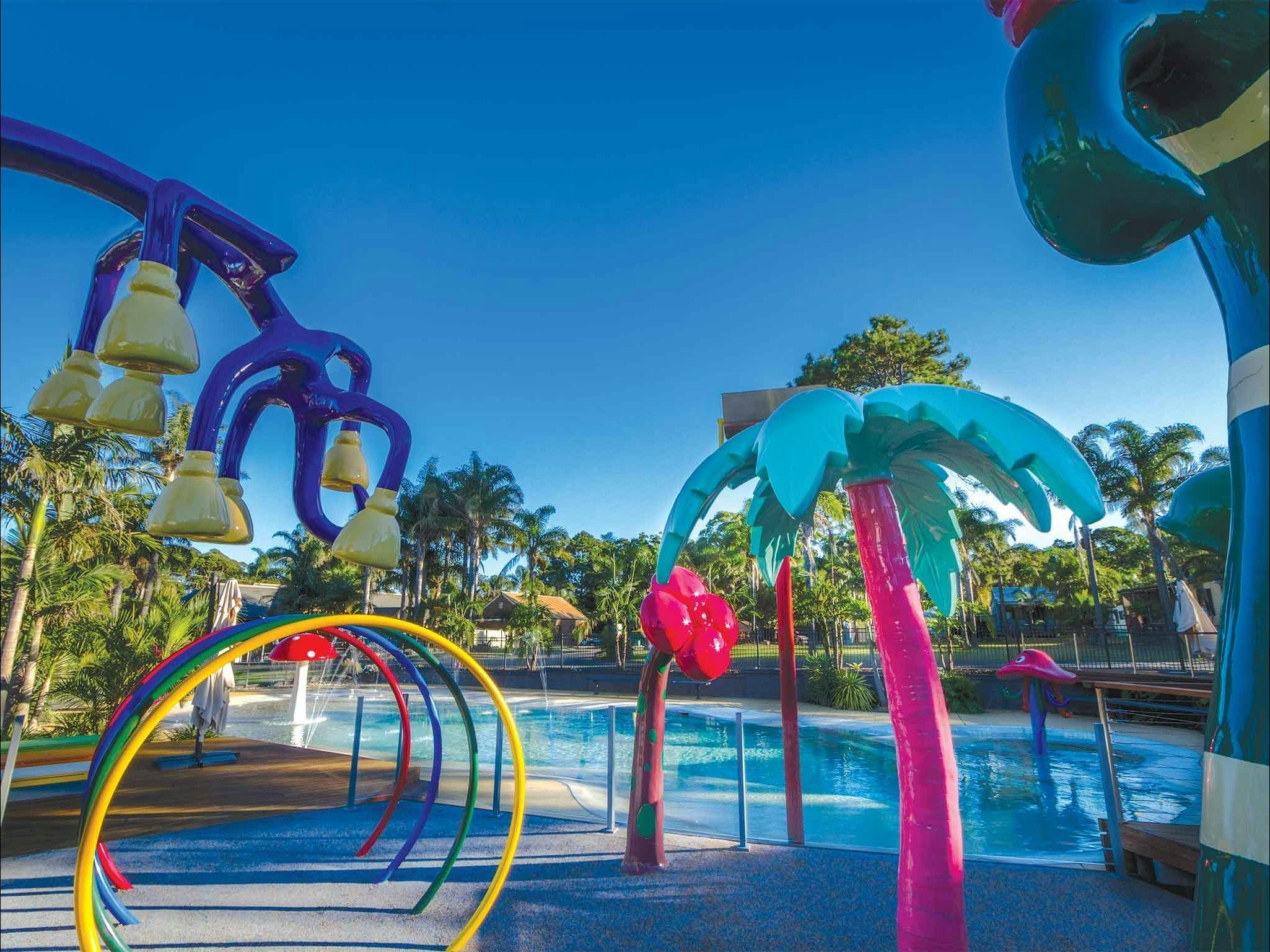 Resort pool and water park